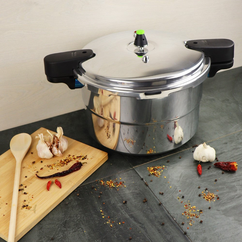 SQ Professional Aluminium Pressure Cooker 16 Litre 10572 (Big Parcel Rate)p